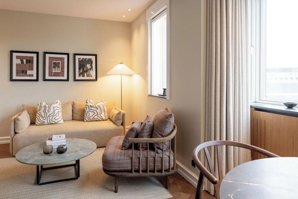 Foto de una habitación de Hypernym Hotel &amp;amp; Suites