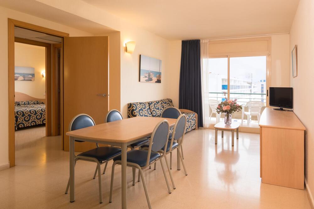 Room – Hotel htop Royal Sun Suites