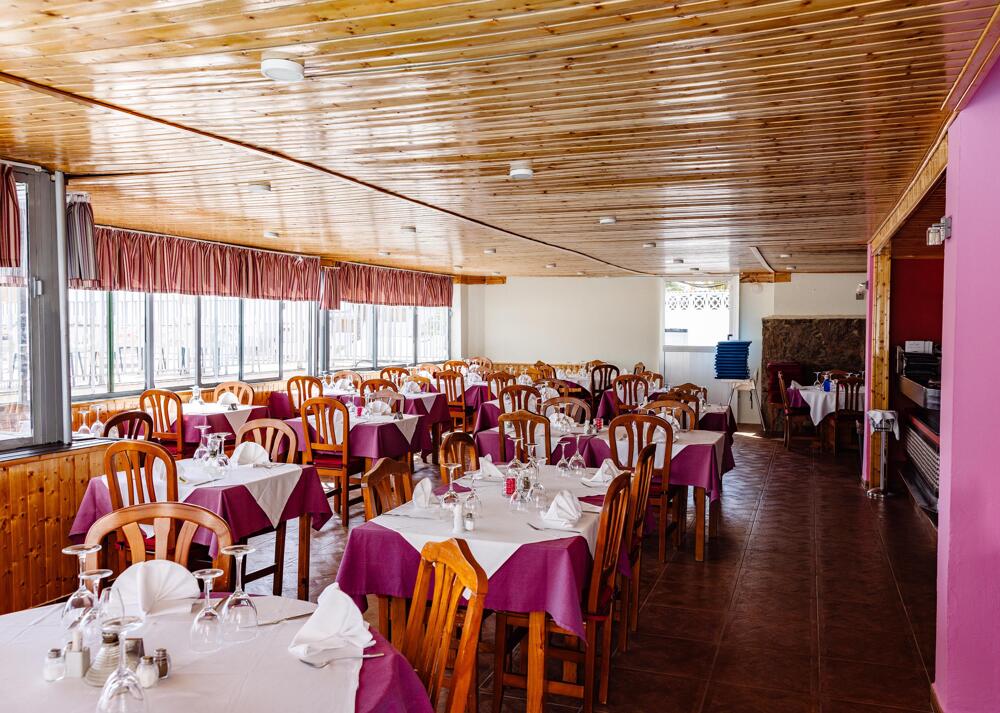 Foto de restauración de Apartamentos Servatur Montebello