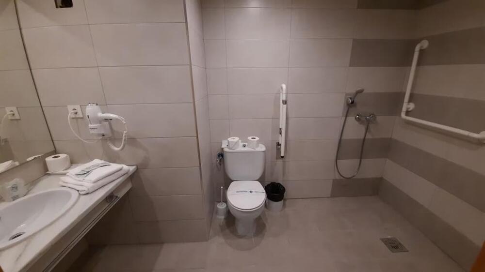 Foto del baño de Destinos de Sol Roquetas de Mar Apartamentos