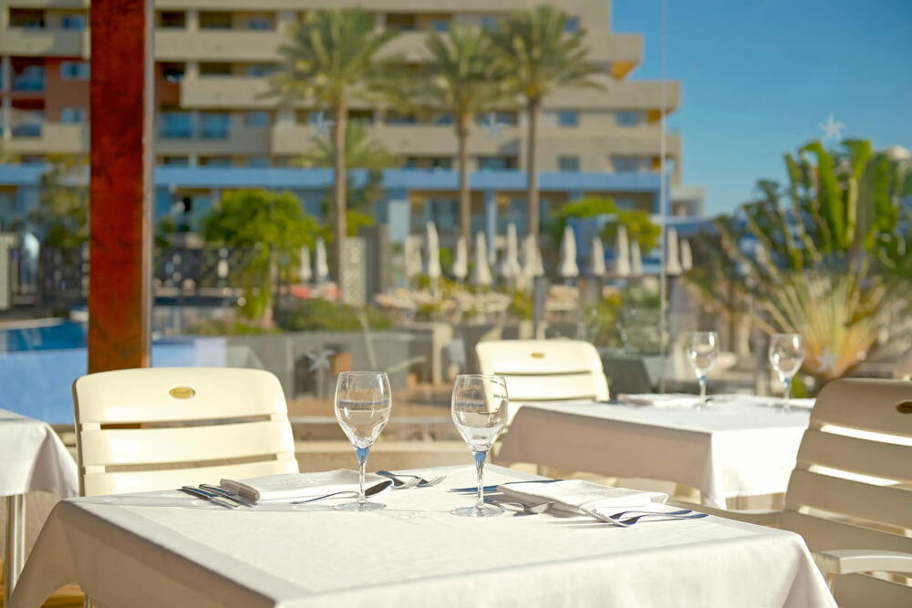 Foto general de Hotel Iberostar Waves Gaviotas Park