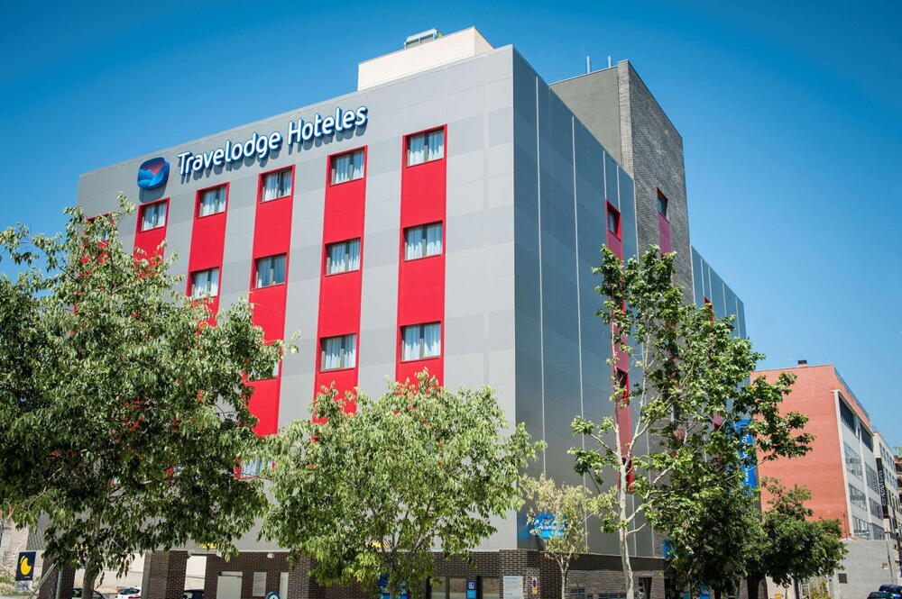 Foto del exterior de Hotel Travelodge Madrid Metropolitano