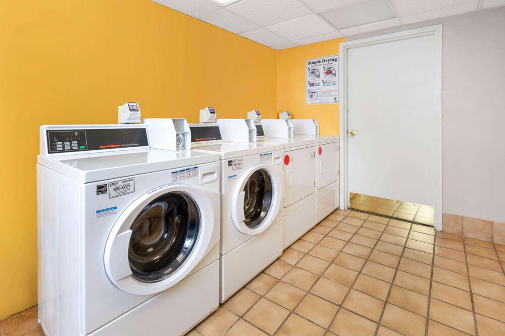 Foto de los servicios de Hotel La Quinta by Wyndham Secaucus Meadowlands