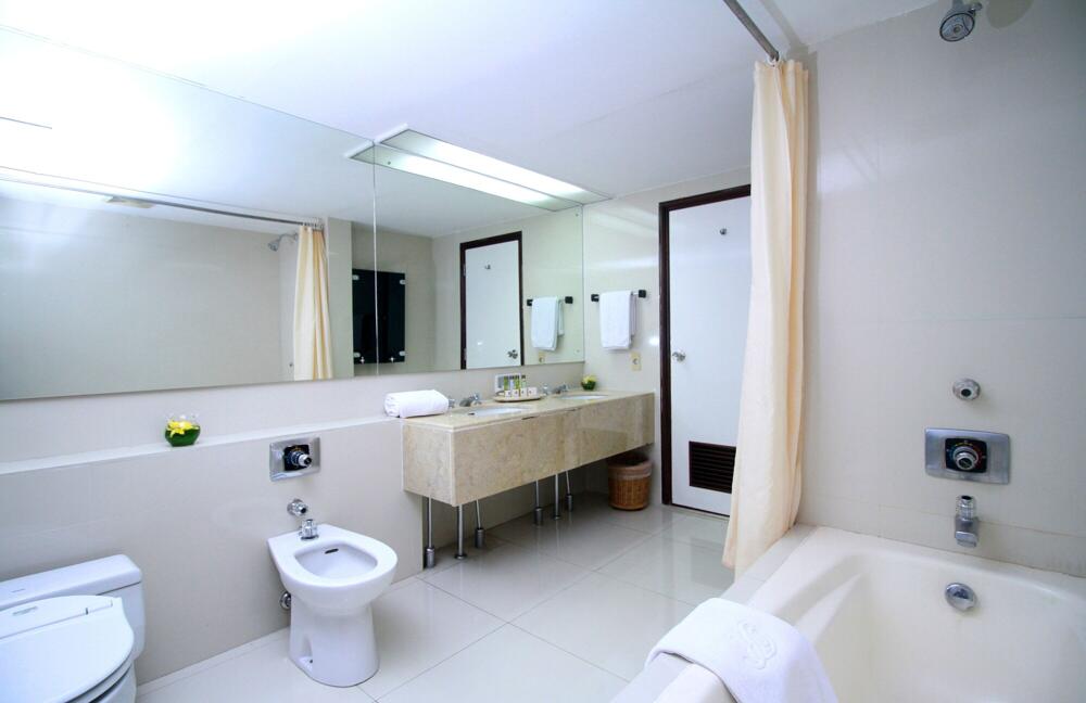 Foto del baño de The Sultan Hotel &amp;amp; Residence Jakarta