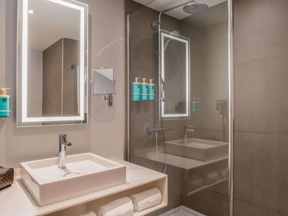 Foto del baño de Hotel Novotel Madrid Campo de las Naciones