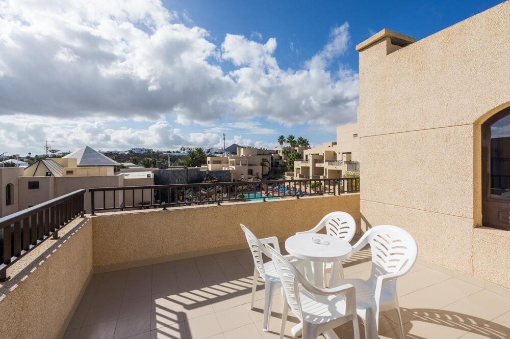 Foto de una habitación de Aparthotel BLUESEA Costa Teguise Gardens