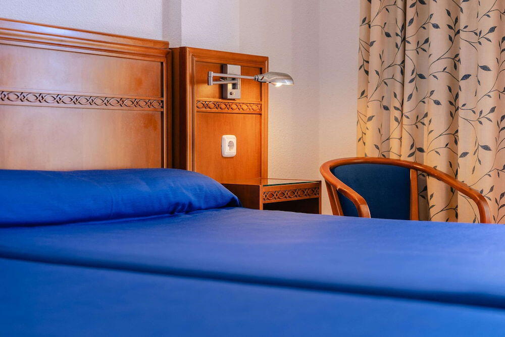 Foto de una habitación de Hotel Port Europa