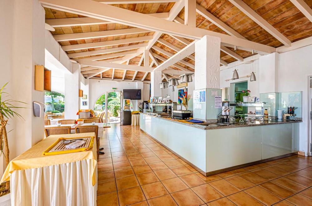 Foto de restauración de Apartamentos Parque Mar
