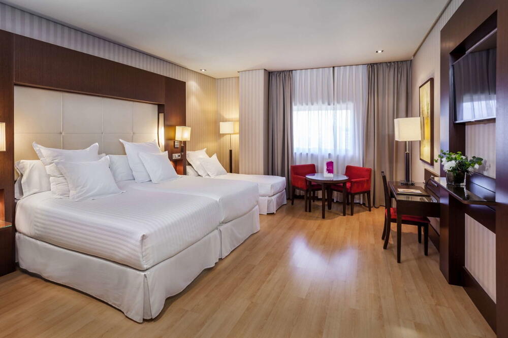 Foto de una habitación de Hotel Barceló Granada Congress