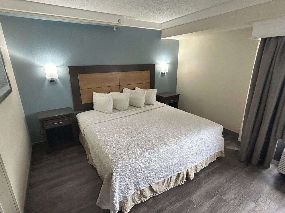 Foto de una habitación de Hotel Red Roof PLUS Fort Myers