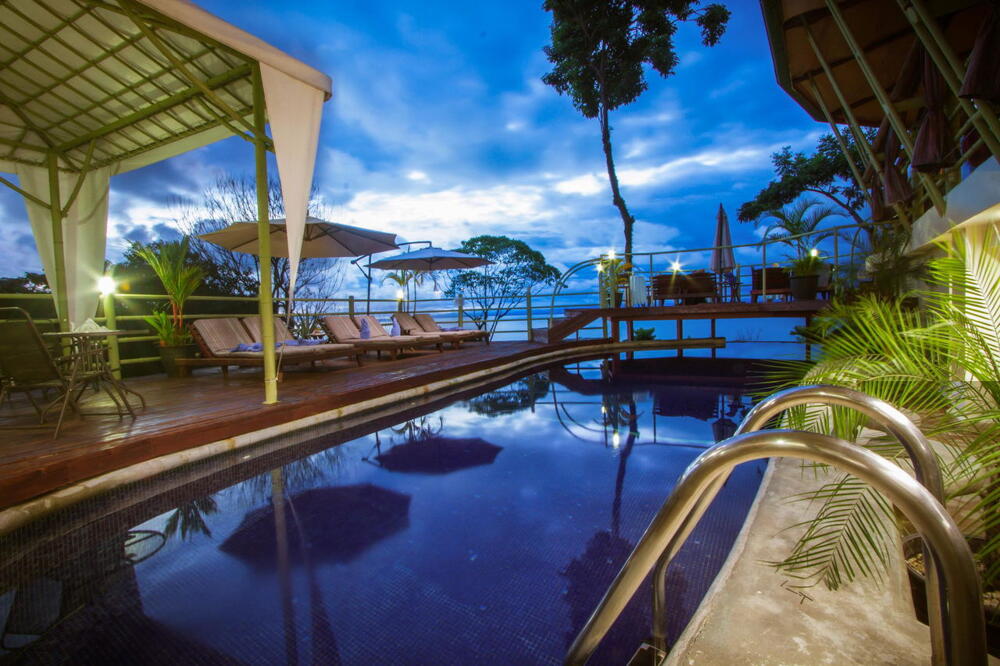 Foto general de Issimo Suites Boutique Hotel &amp;amp; Spa - Adults Only