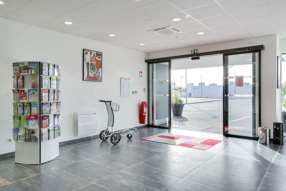 Foto de las zonas nobles de The Originals City, Hôtel Caen Mémorial