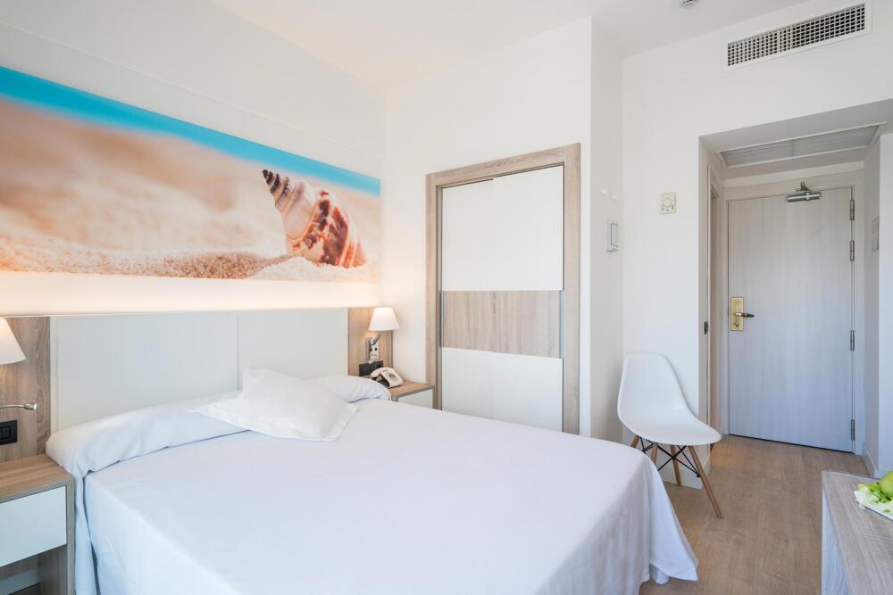 Foto de una habitación de Hotel THB Gran Playa - Adults Only