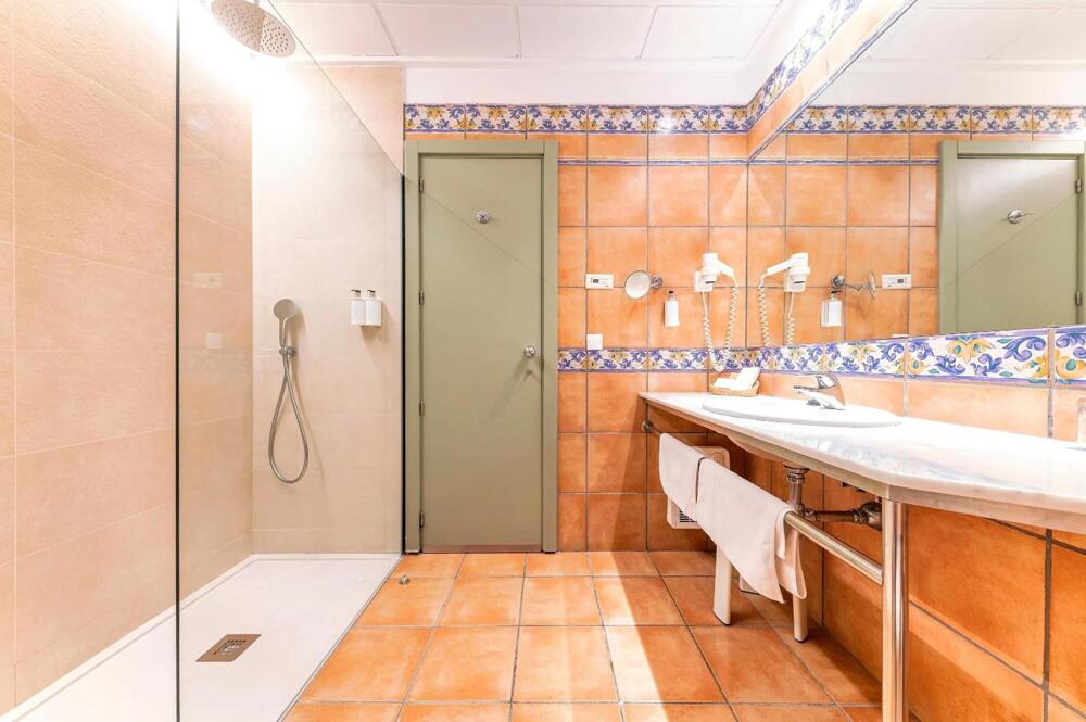 Bathroom – Hotel Port Jardín Milenio