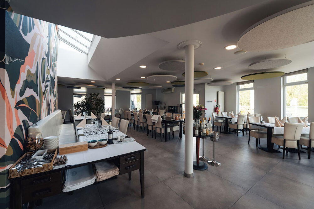 Foto de restauración de Hotel Ibis Styles Charleroi Airport Aero 44