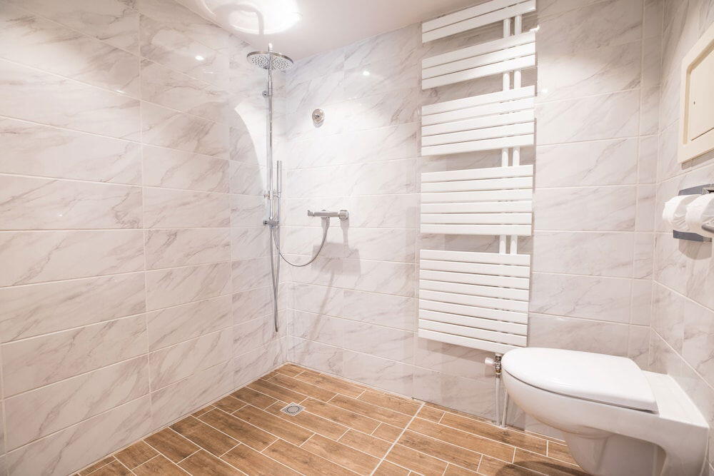 Foto del baño de Madame Vacances Hôtel &amp;amp; Spa Le Mottaret