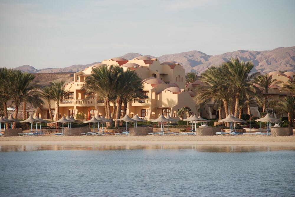 Foto del entorno de Hotel Protels Crystal Beach Resort
