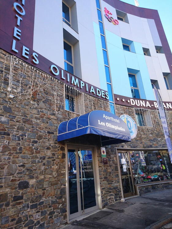Foto del exterior de Aparthotel Les Olimpiades