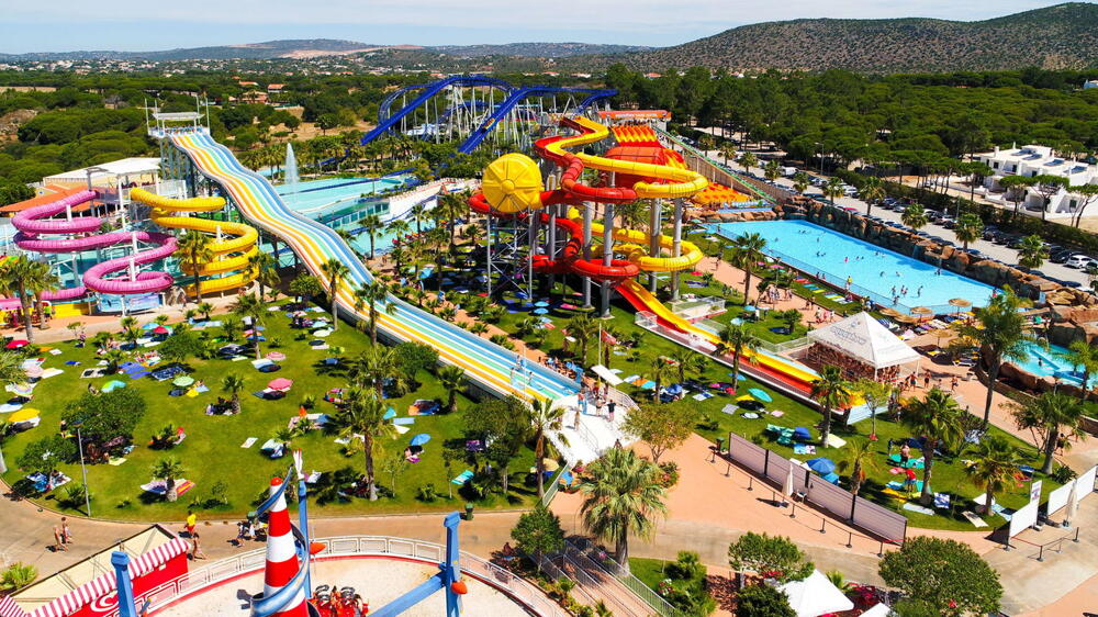 Foto del exterior de Aquashow Park Hotel