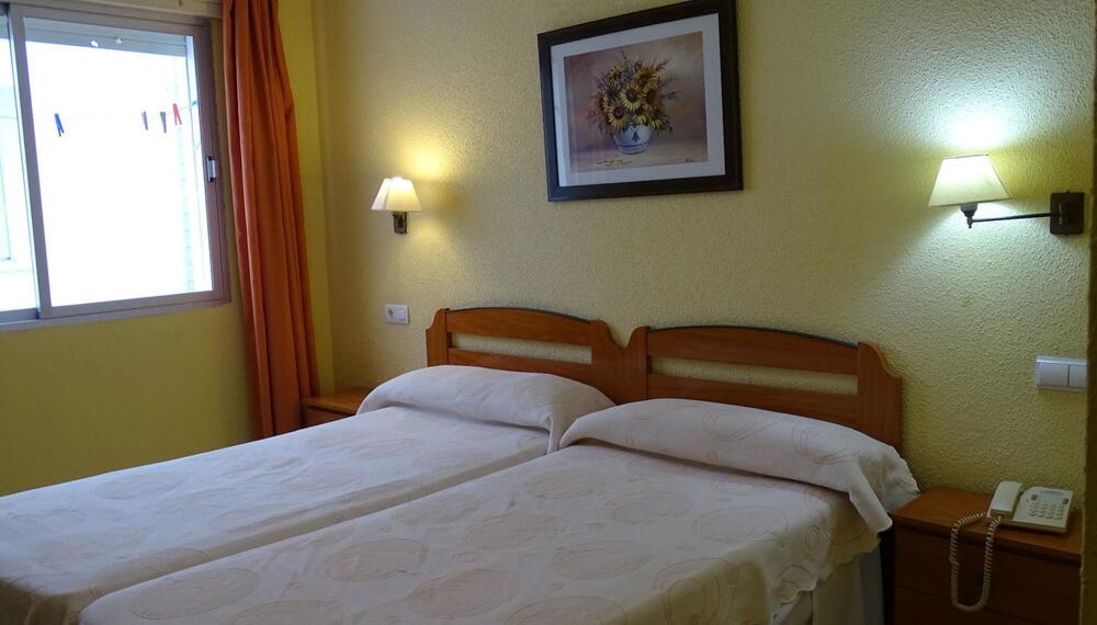Foto general de Hotel Olas de Almuñécar