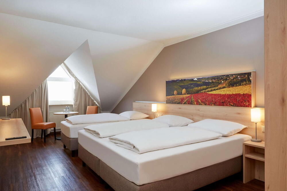 Foto de una habitación de H+ Hotel Stuttgart Herrenberg