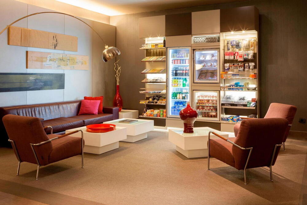 Foto general de AC Hotel by Marriott Madrid Airport
