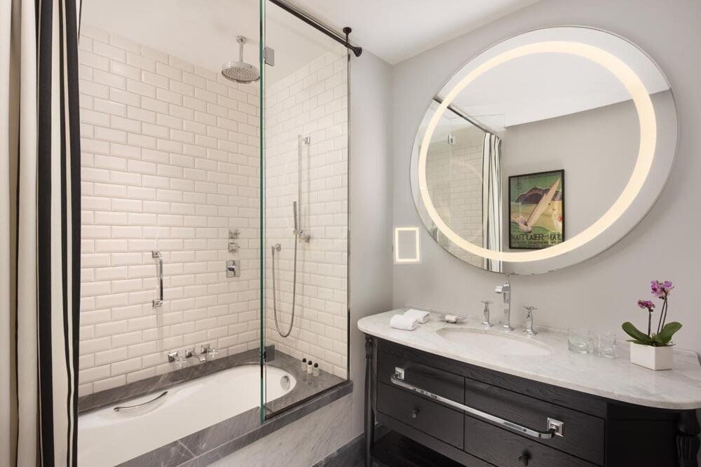 Foto del baño de Hotel Maria Cristina, a Luxury Collection Hotel, San Sebastian