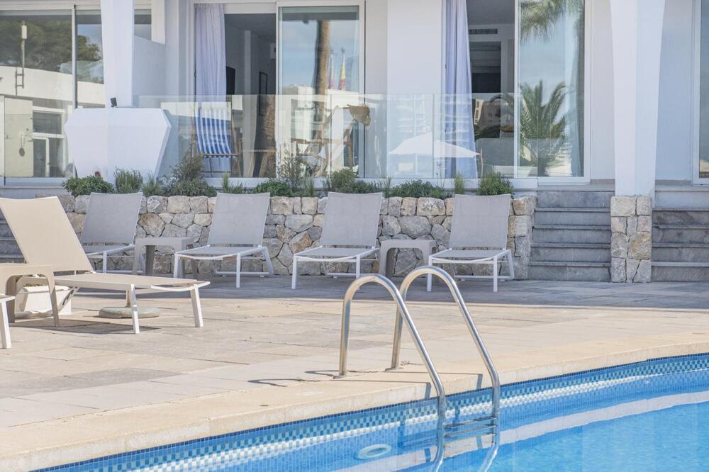 Foto de los servicios de Roc Portonova Apartaments