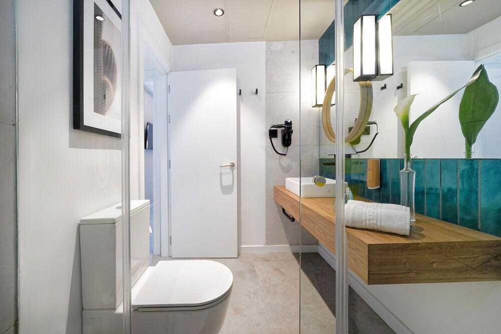 Foto del baño de Hotel HOVIMA Suites Costa Adeje
