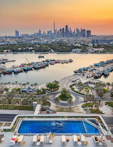 Foto del entorno de Hotel Al Bandar Rotana – Dubai Creek