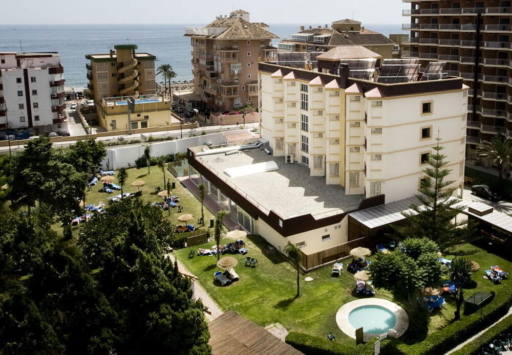 Foto del exterior de Hotel Monarque Cendrillón