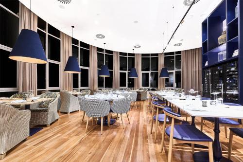 Foto de restauración de Hotel TRYP by Wyndham Lisboa Caparica Mar