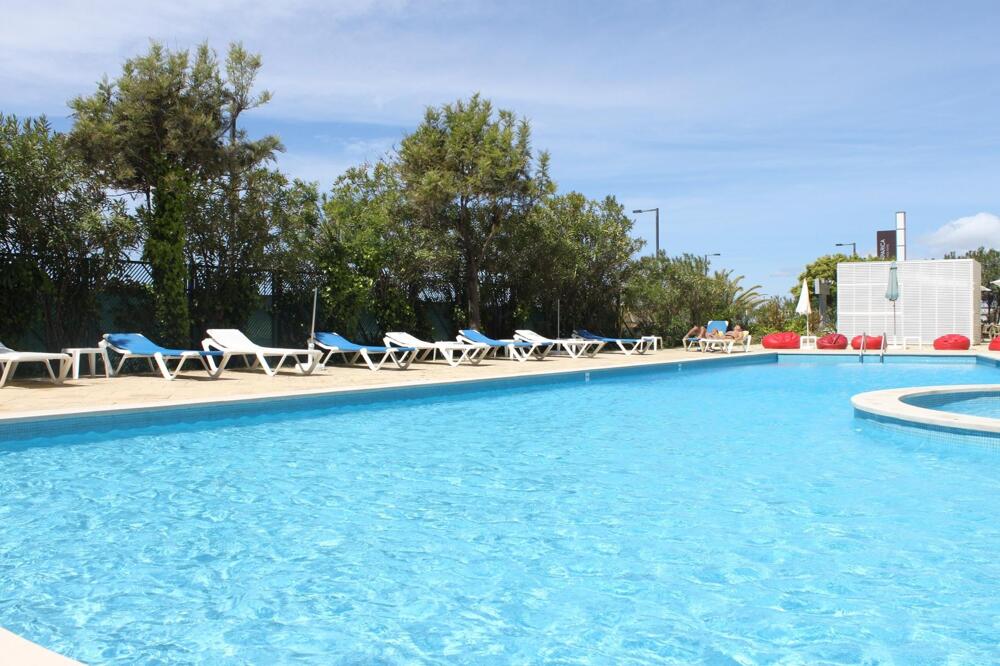 Foto general de Hotel TRYP by Wyndham Lisboa Caparica Mar