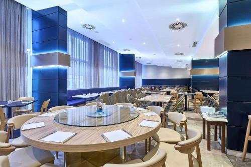 Foto de restauración de Hotel TRYP by Wyndham Lisboa Caparica Mar