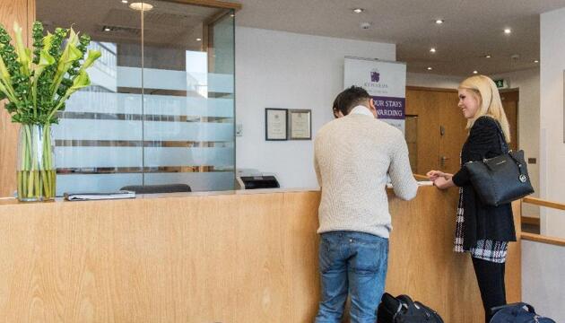 Foto de Aparthotel PREMIER SUITES Manchester