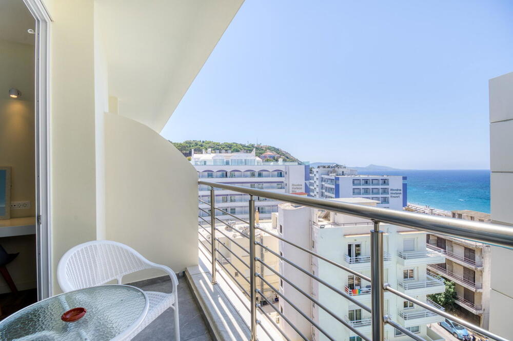 Rodas Hotel Arte Hotel, Rodas. Desde 103.71€ - Central de Reservas