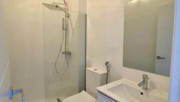 Foto de Room with Private Bathroom - Vivienda Vacacional Out of Blue