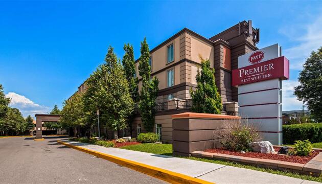 Foto de Best Western Premier Toronto Airport Carlingview Hotel