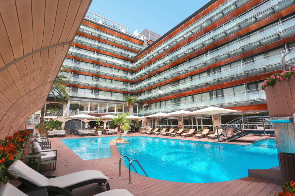 Hotel Kaktus Playa, Calella - Reserving