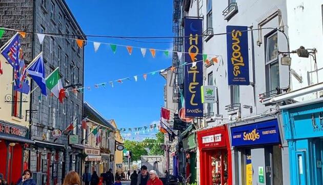 Foto de Snoozles Quay Street Tourist Hostel