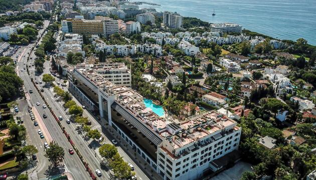 Foto de Apartamentos Guadalpin Suites
