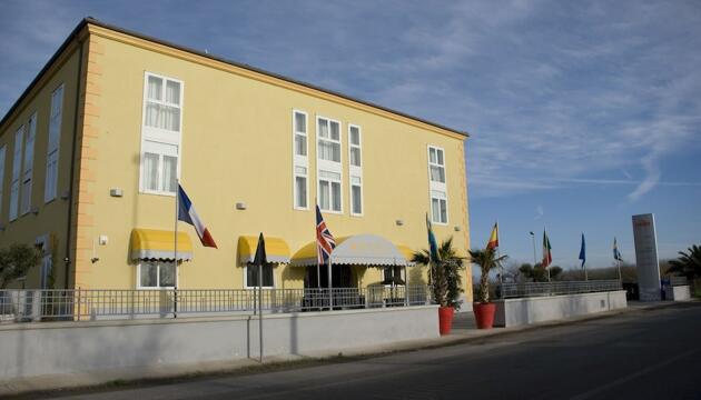 Foto de Hotel La Isla Resort