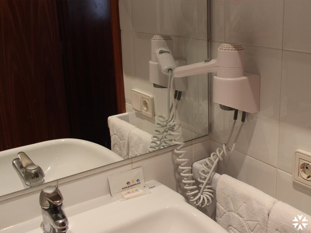Foto del baño de Aparthotel Olimar II