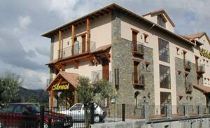 Foto del exterior de "Hotel Arnal"