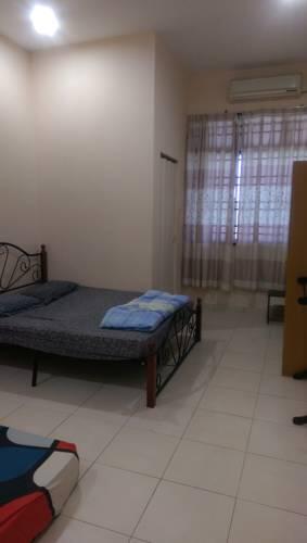 Photo – Semarak Beach Inn