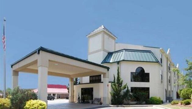 Foto de Hotel Quality Inn &amp; Suites Tarboro - Kingsboro