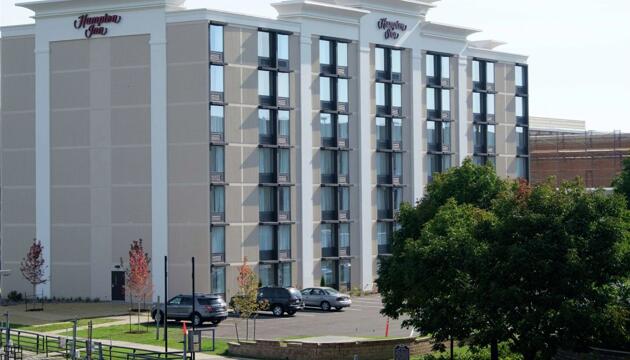 Photo – Hotel Hampton Inn Green Bay Downtown