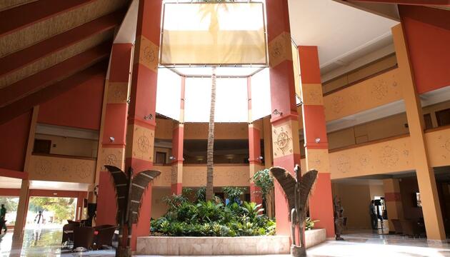 Foto de PALM BEACH HOTEL