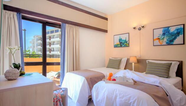 Foto de Aparthotel Turial Old Town Ocean View