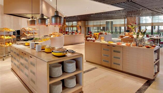 Photo – The Leela Ambience Convention Hotel Delhi